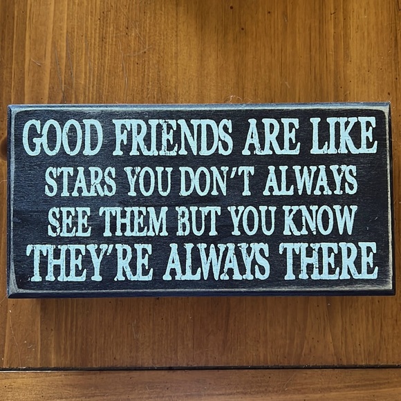 Good Friends Wall Sign - Picture 1 of 3
